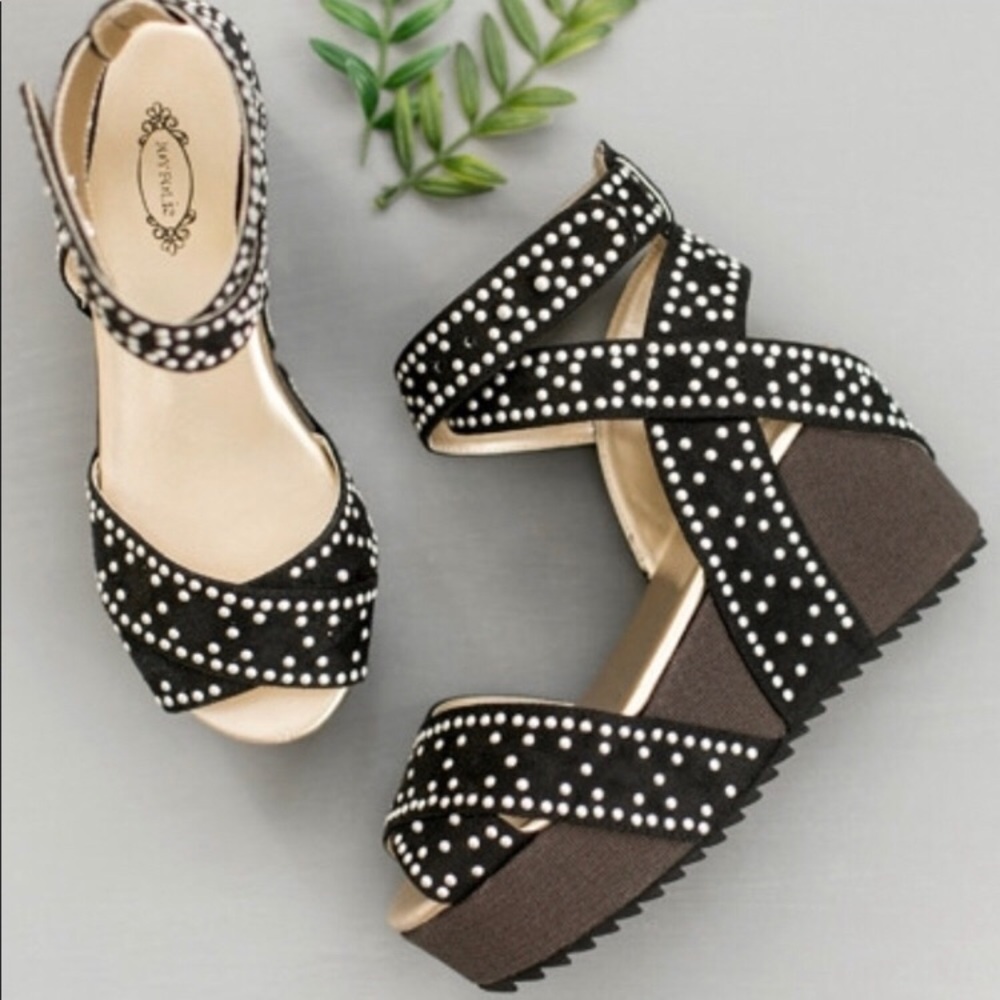 Joyfolie Black and White Strappy Heels - Picture 4 of 4